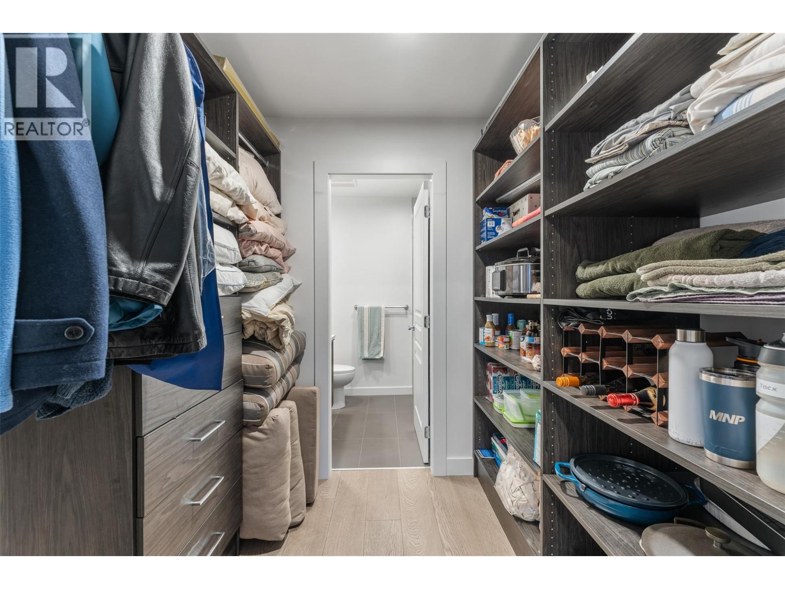 1151 Sunset Drive Unit# 1001, Kelowna