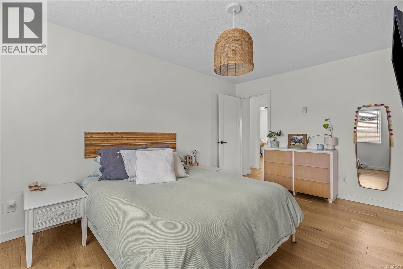 408 Reavie Rd - 19