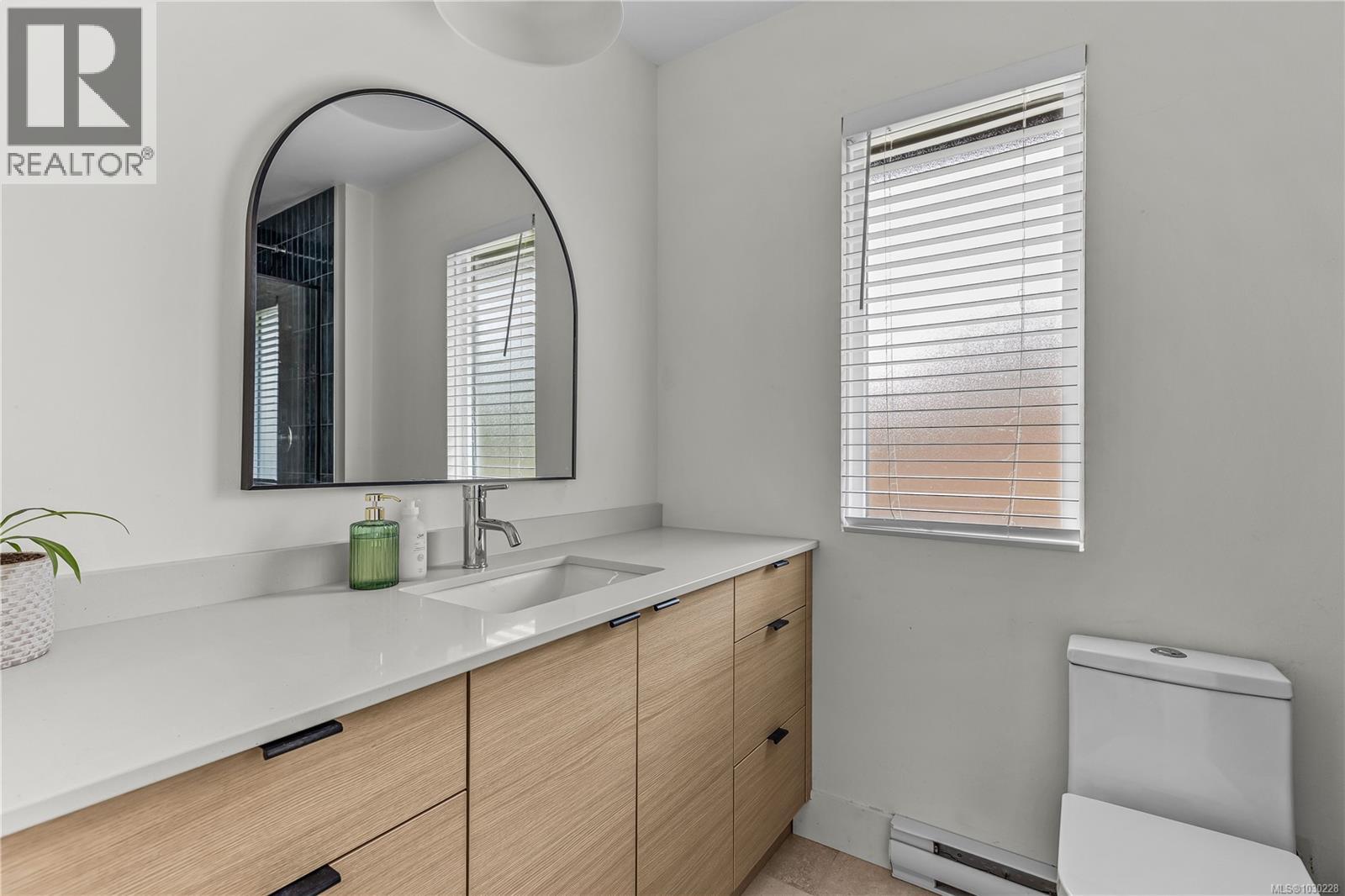 408 Reavie Rd - 21