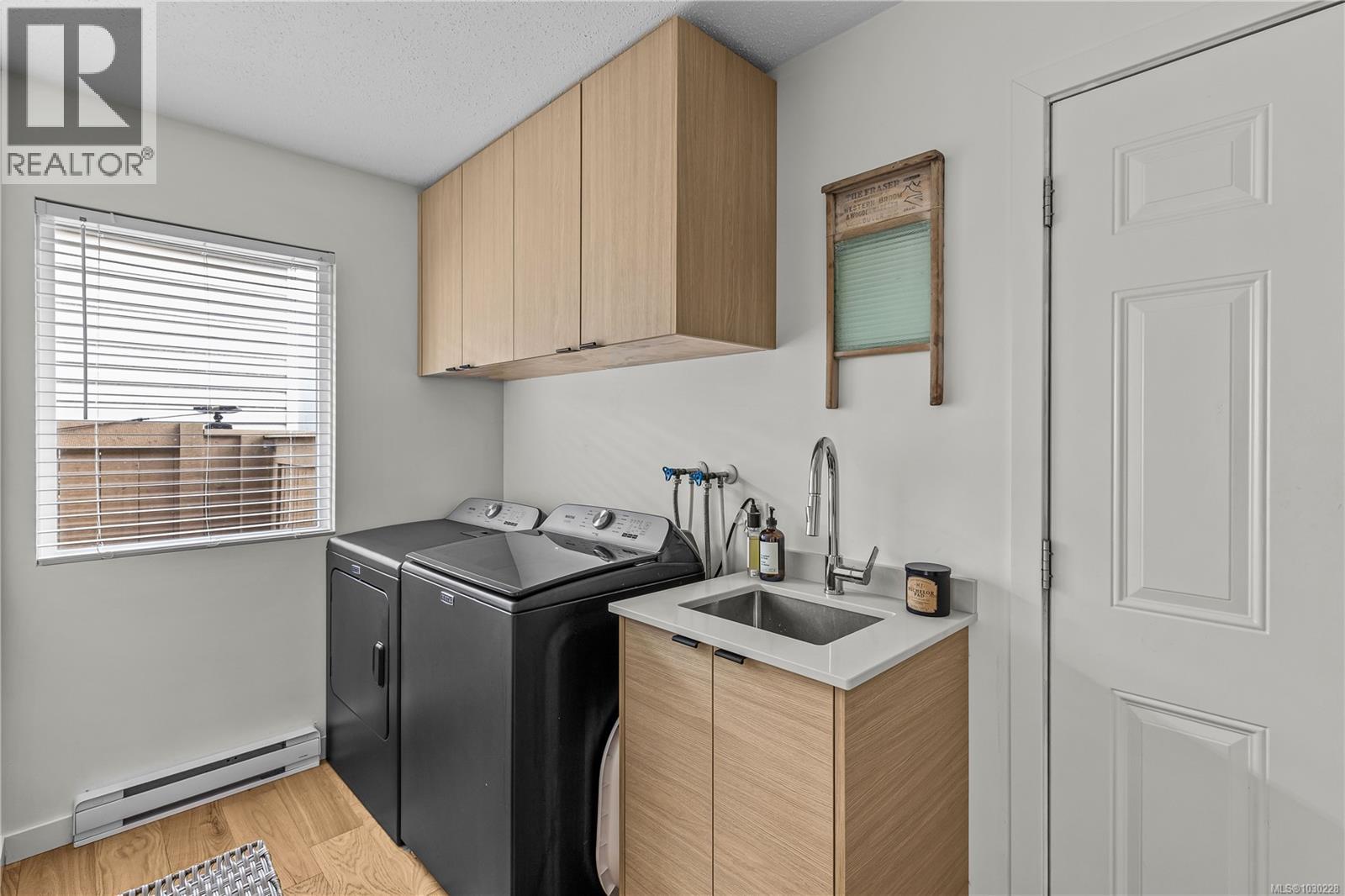 408 Reavie Rd - 29
