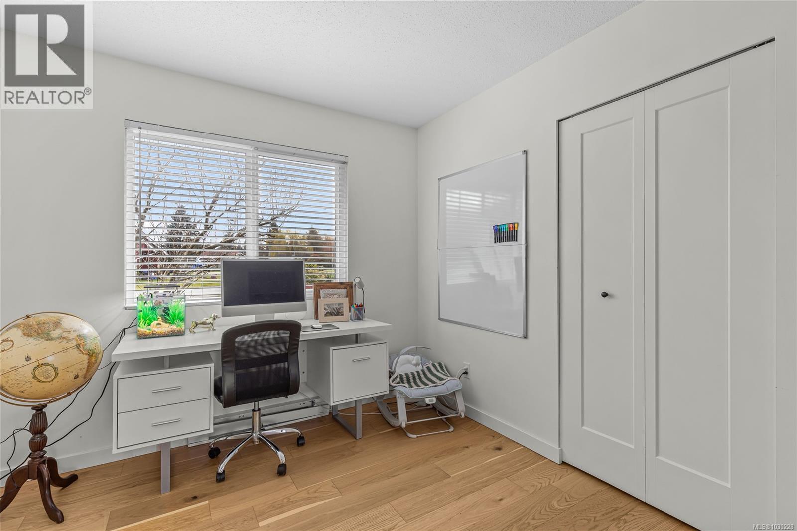 408 Reavie Rd - 26
