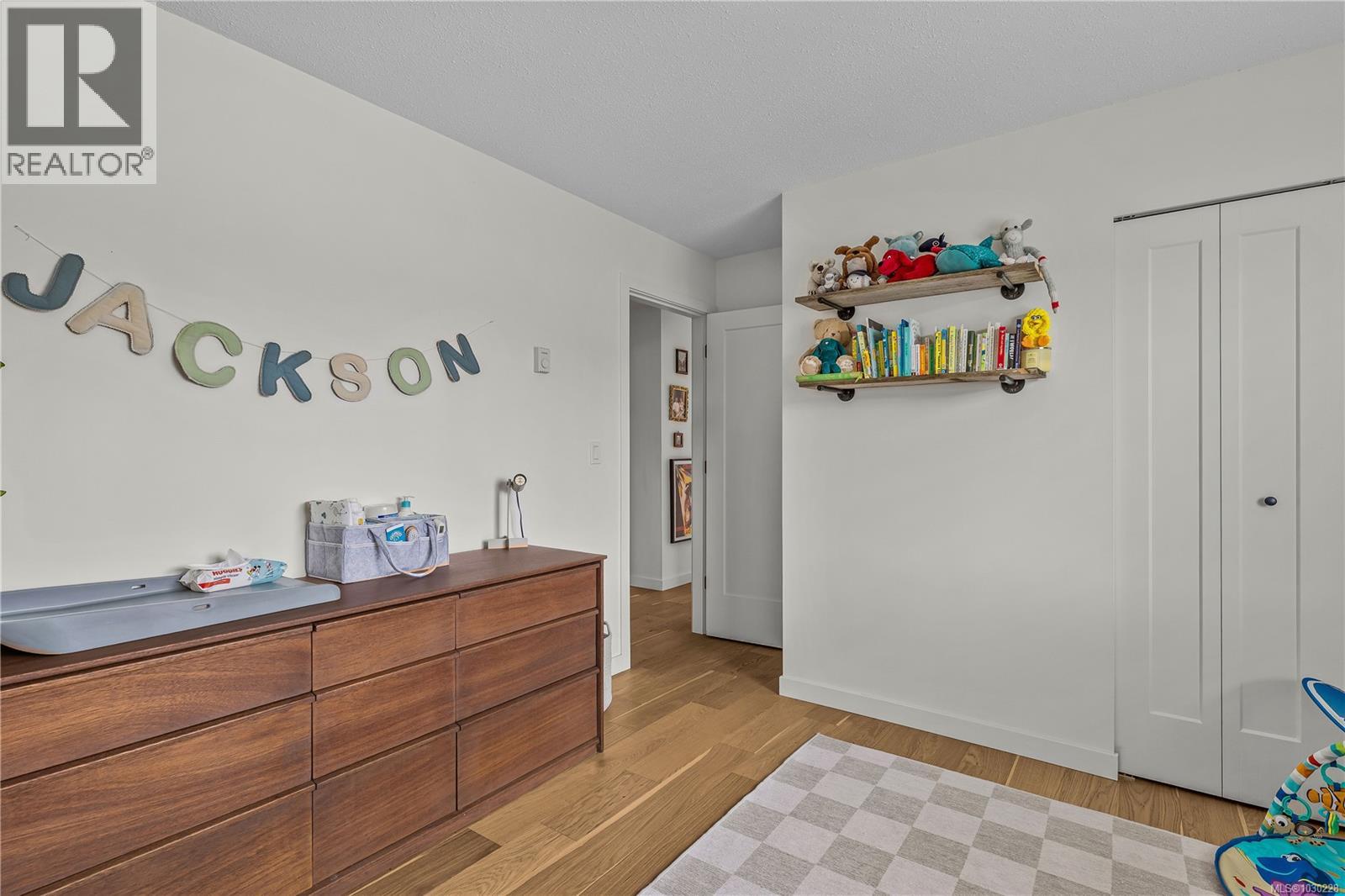 408 Reavie Rd - 24