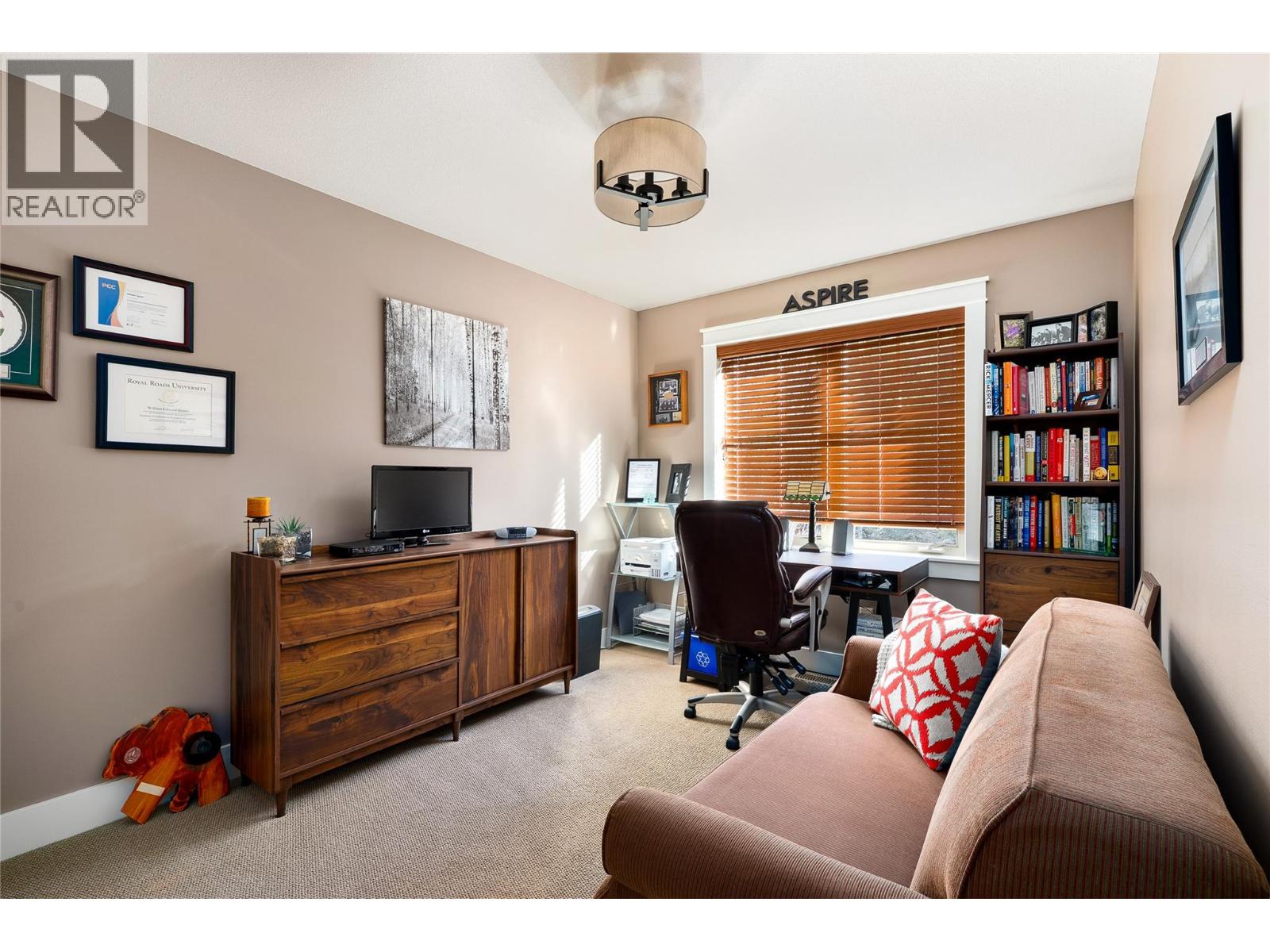 #34 333 LONGSPOON DRIVE - 42