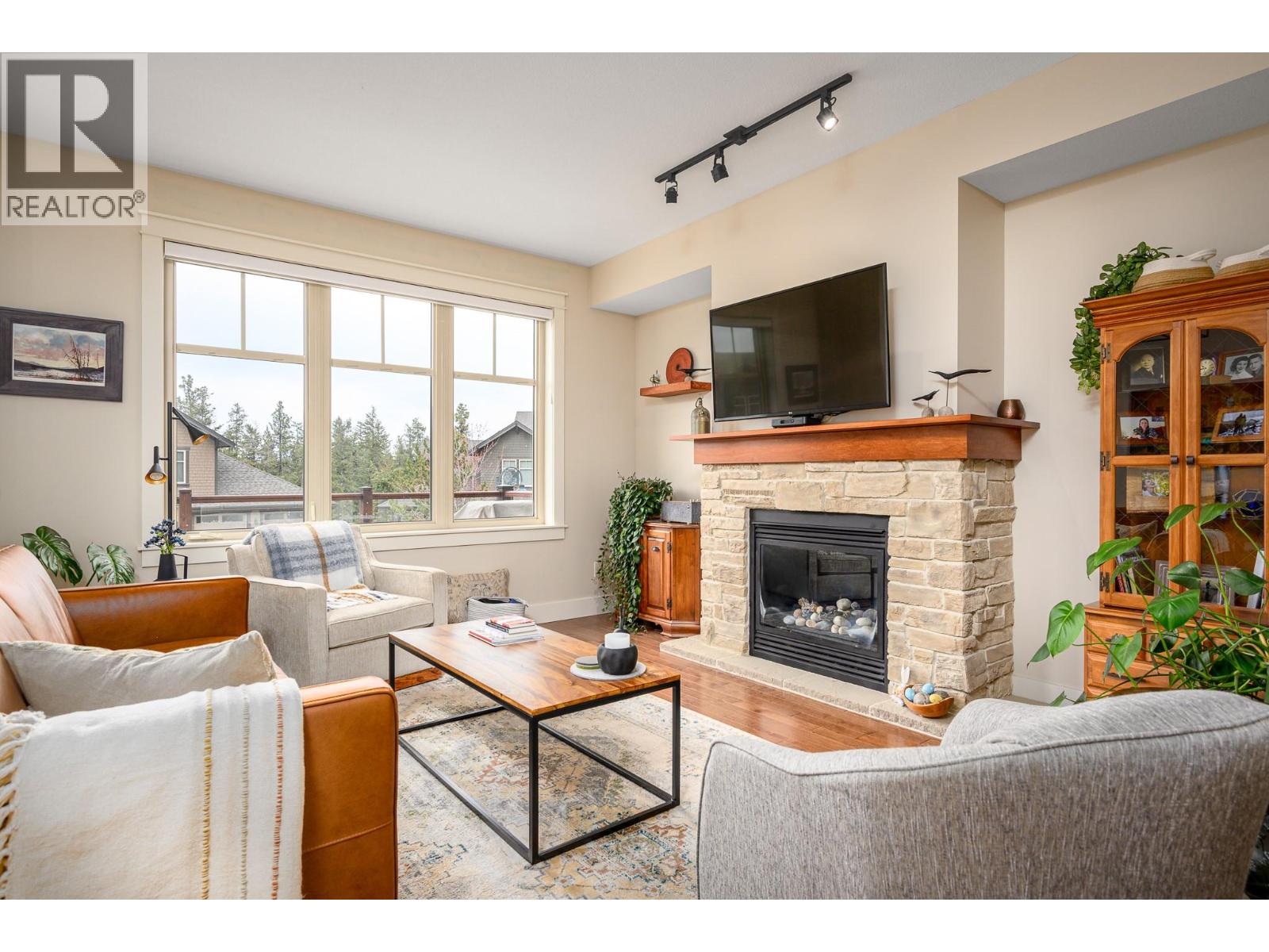 #34 333 LONGSPOON DRIVE - 8