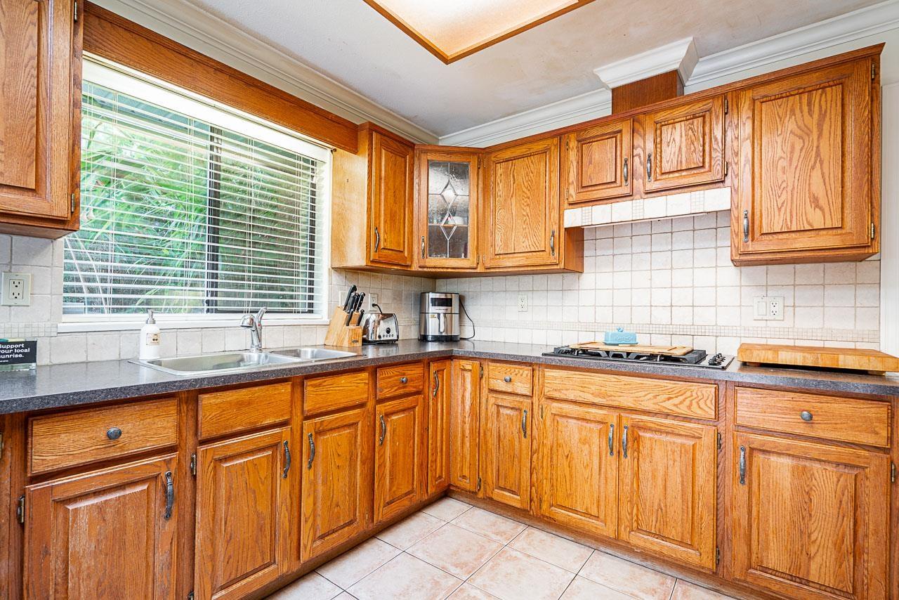 15576 BUENA VISTA AVENUE, White Rock