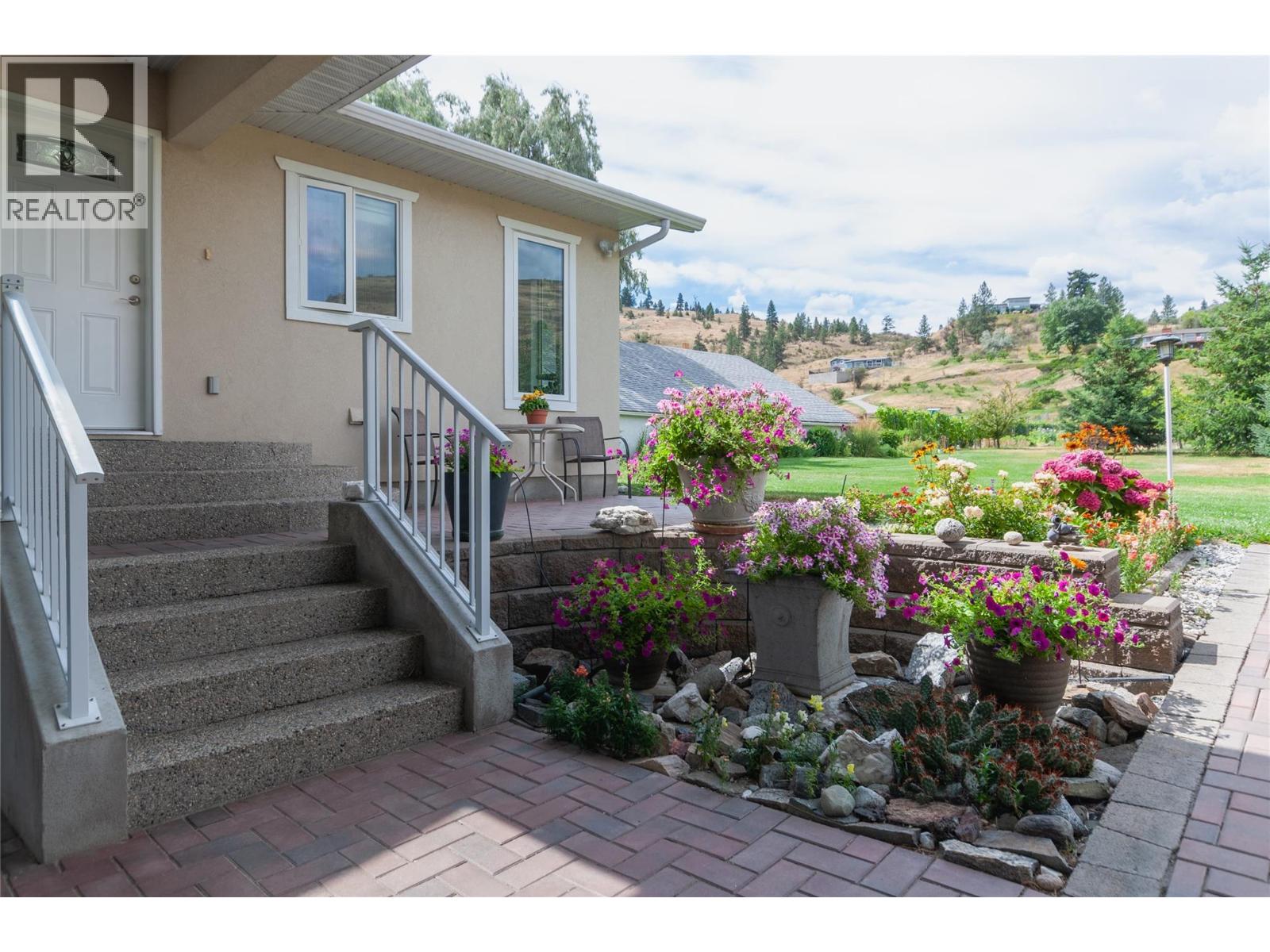 232 Linden Avenue, Kaleden