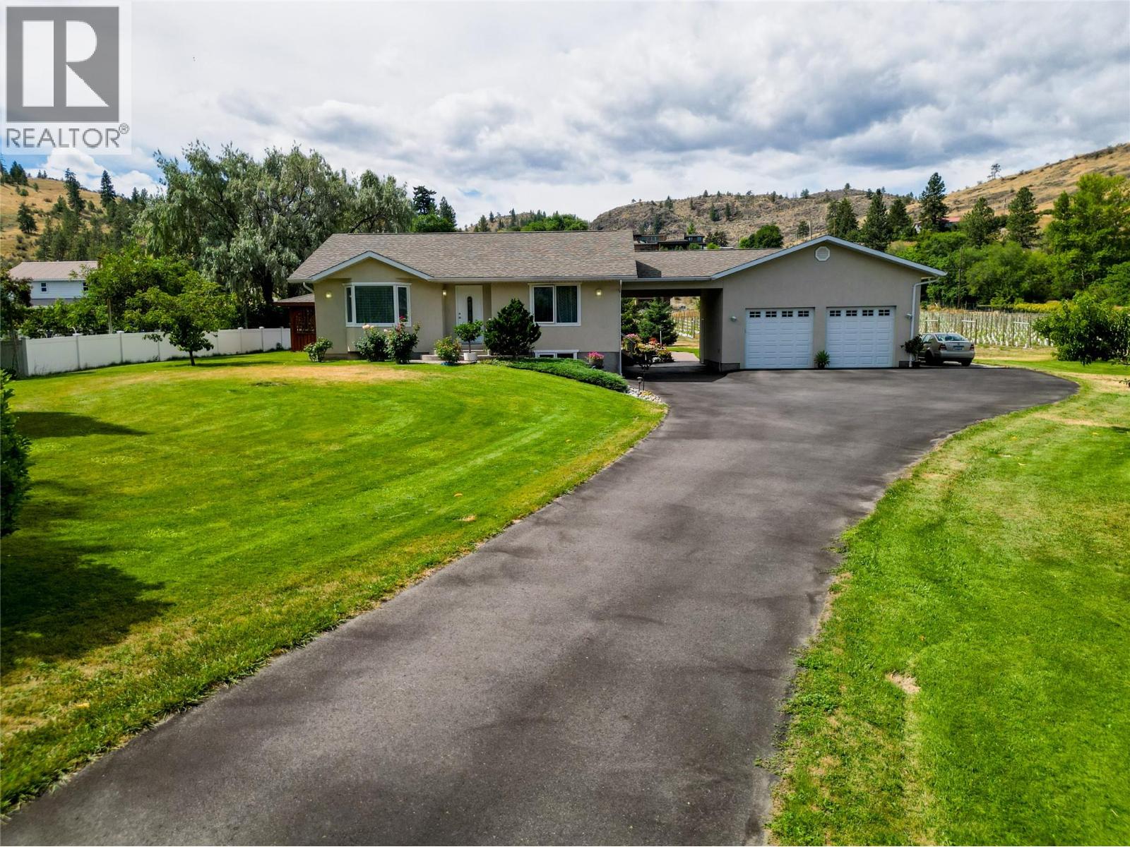 232 Linden Avenue, Kaleden