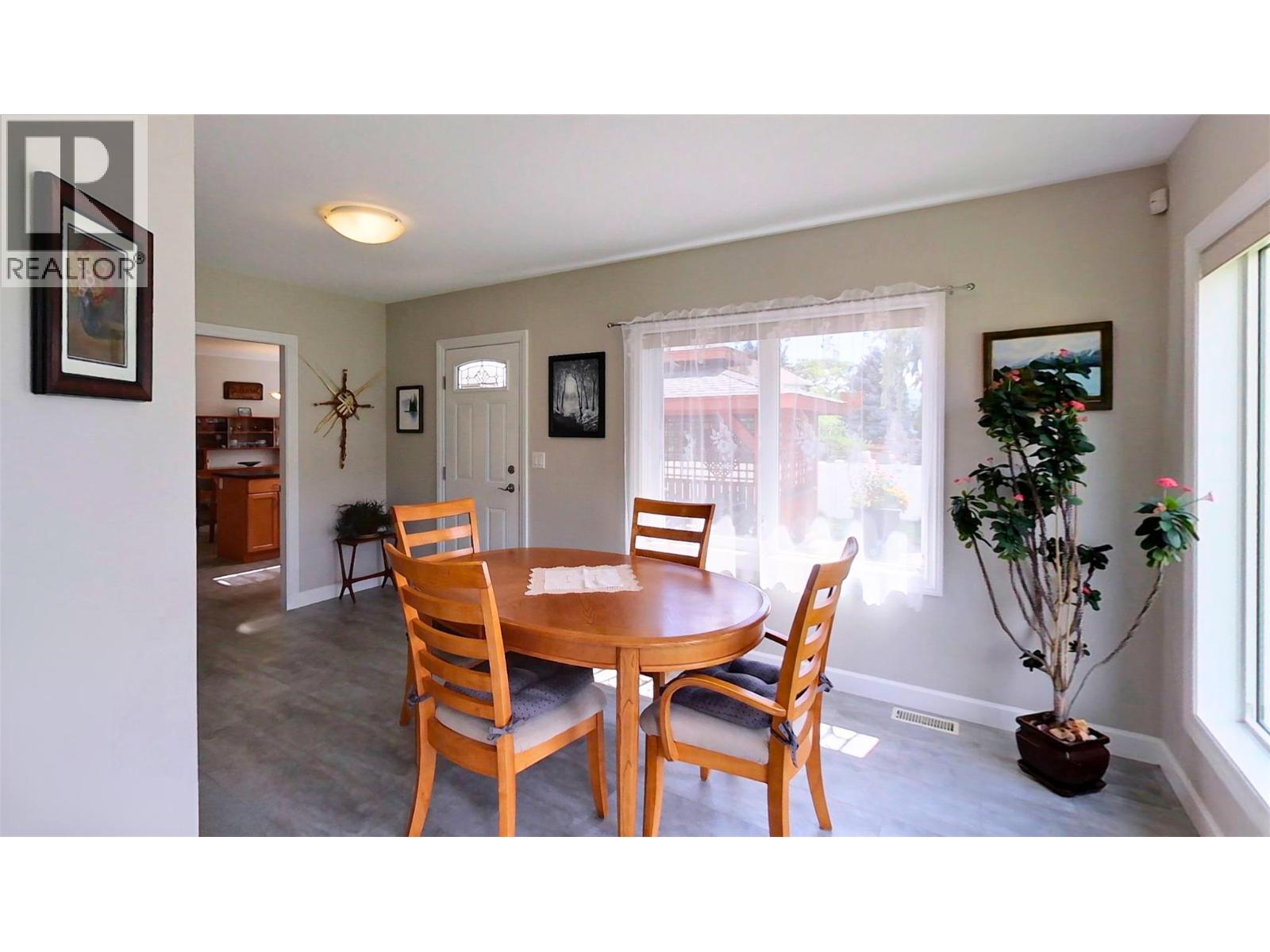 232 Linden Avenue, Kaleden