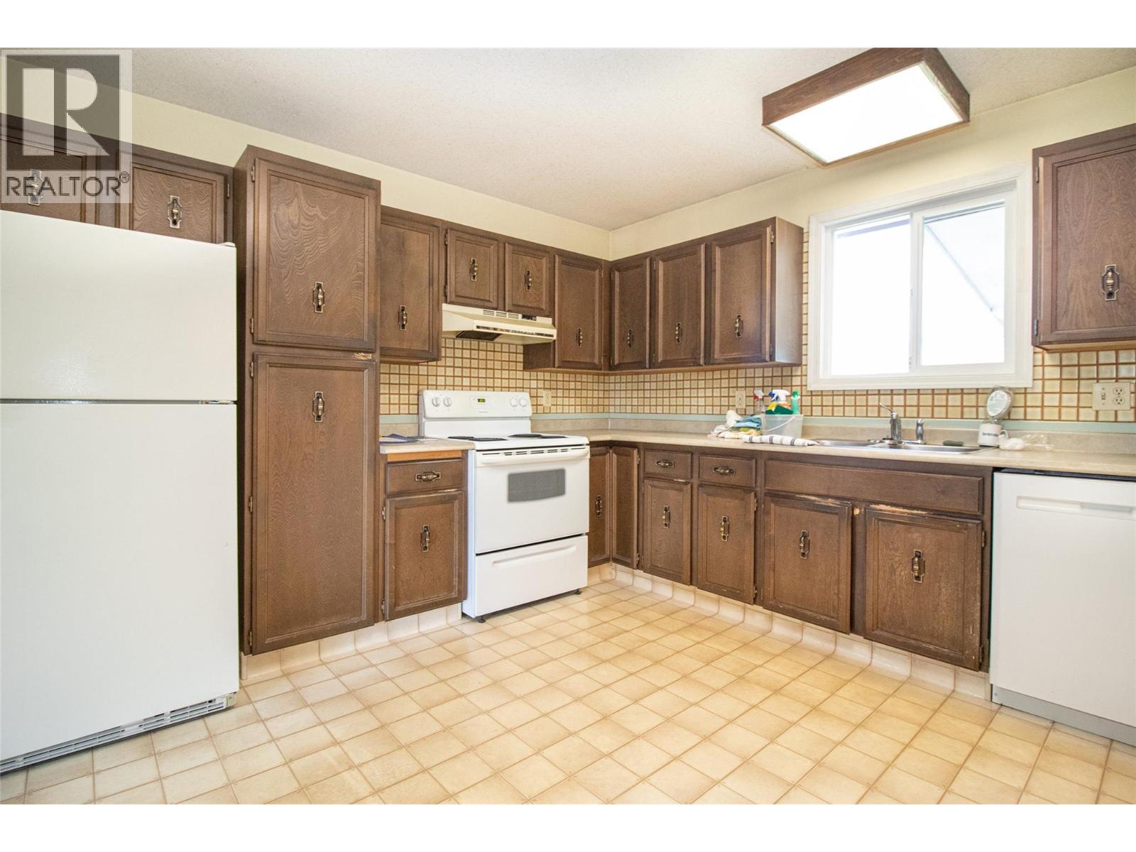  835 Kitch Road, Kelowna