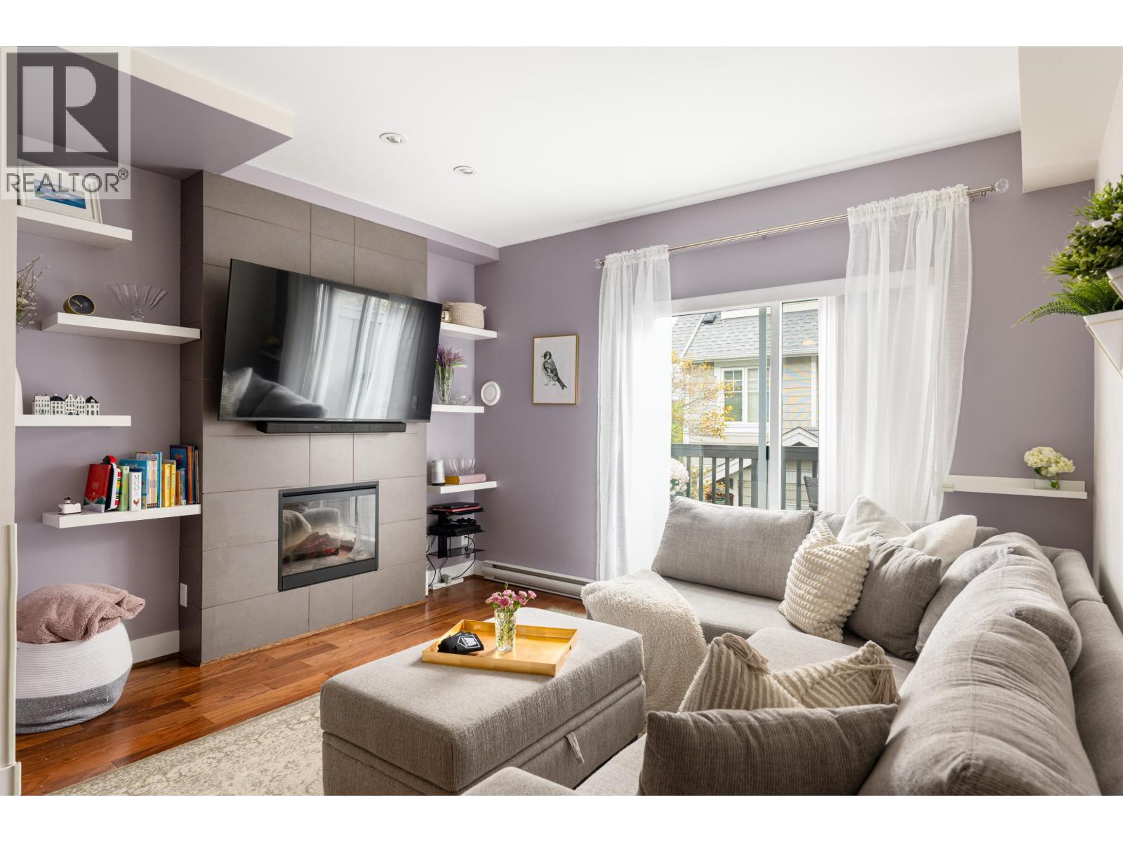 7 7198 BARNET ROAD, Burnaby