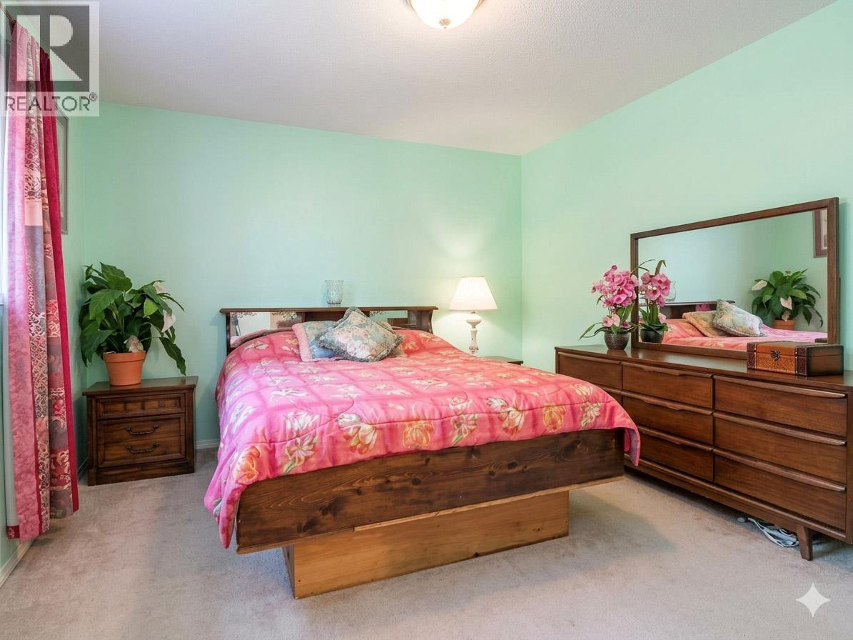  4250 Highway 97 Highway, Oliver