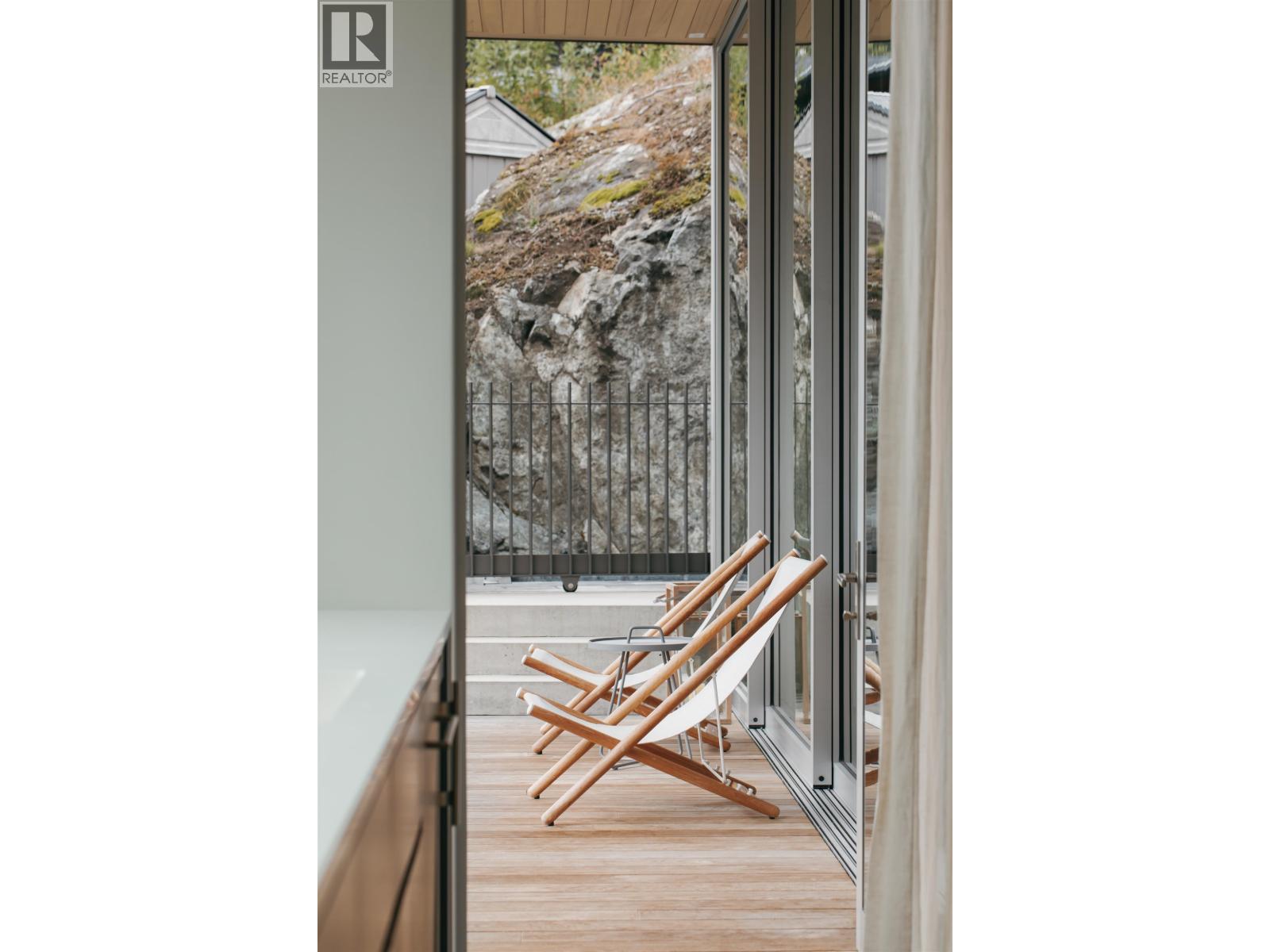 38574 HIGH CREEK DRIVE, Squamish