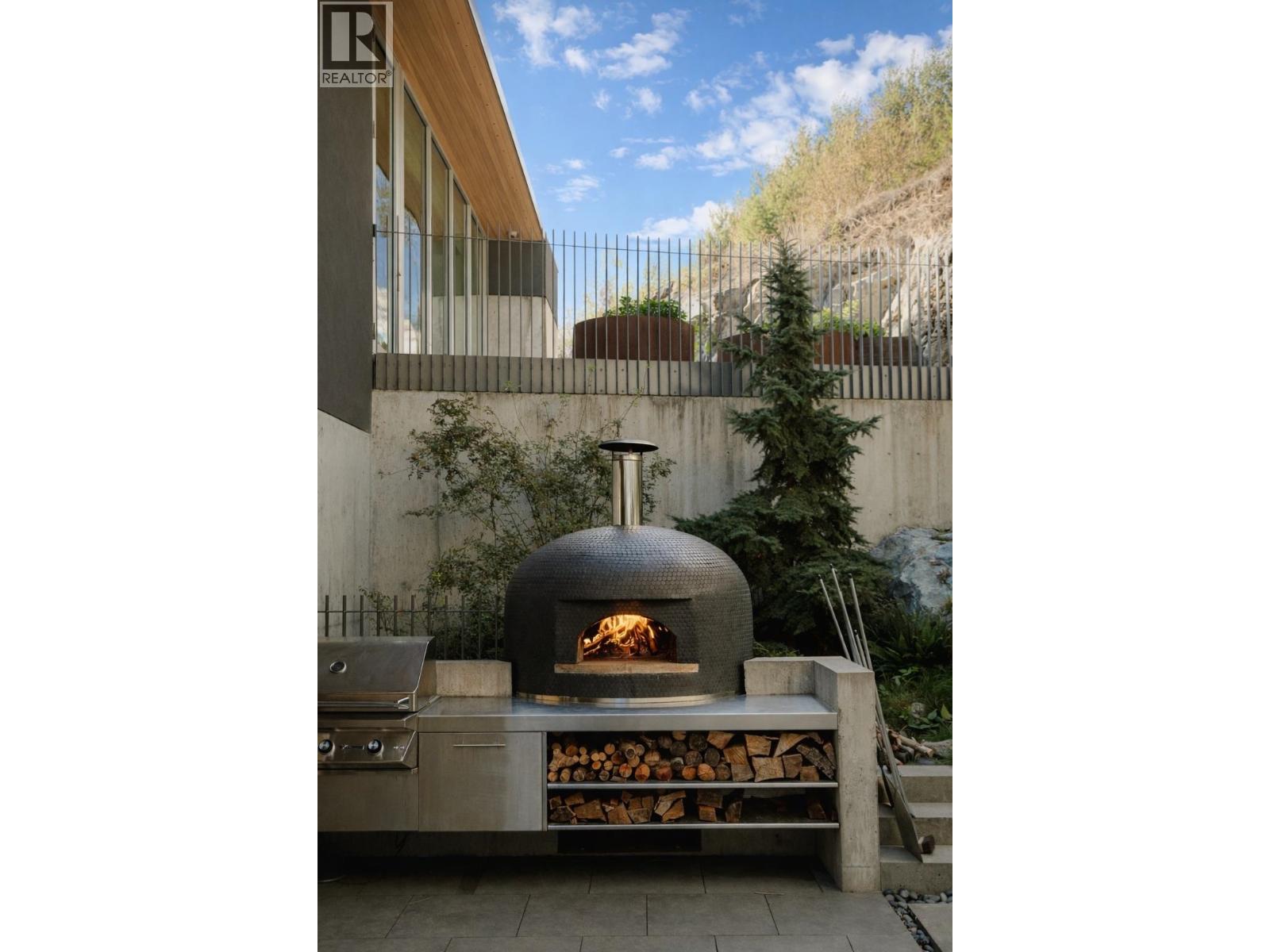 38574 HIGH CREEK DRIVE, Squamish