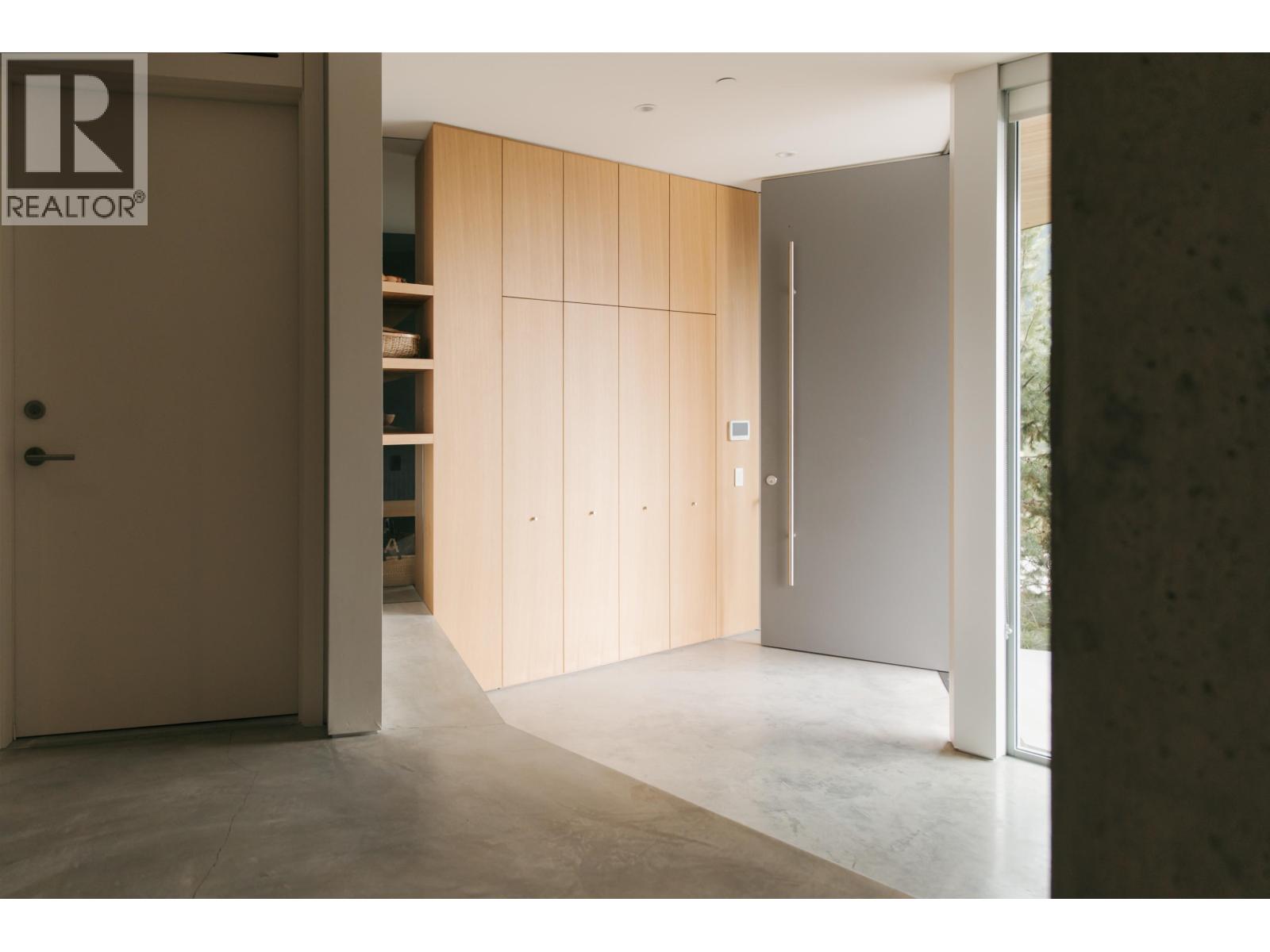 38574 HIGH CREEK DRIVE, Squamish