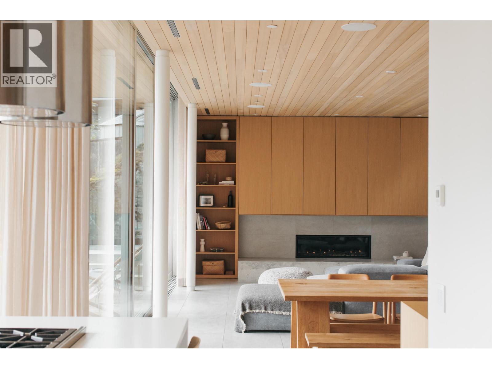 38574 HIGH CREEK DRIVE, Squamish