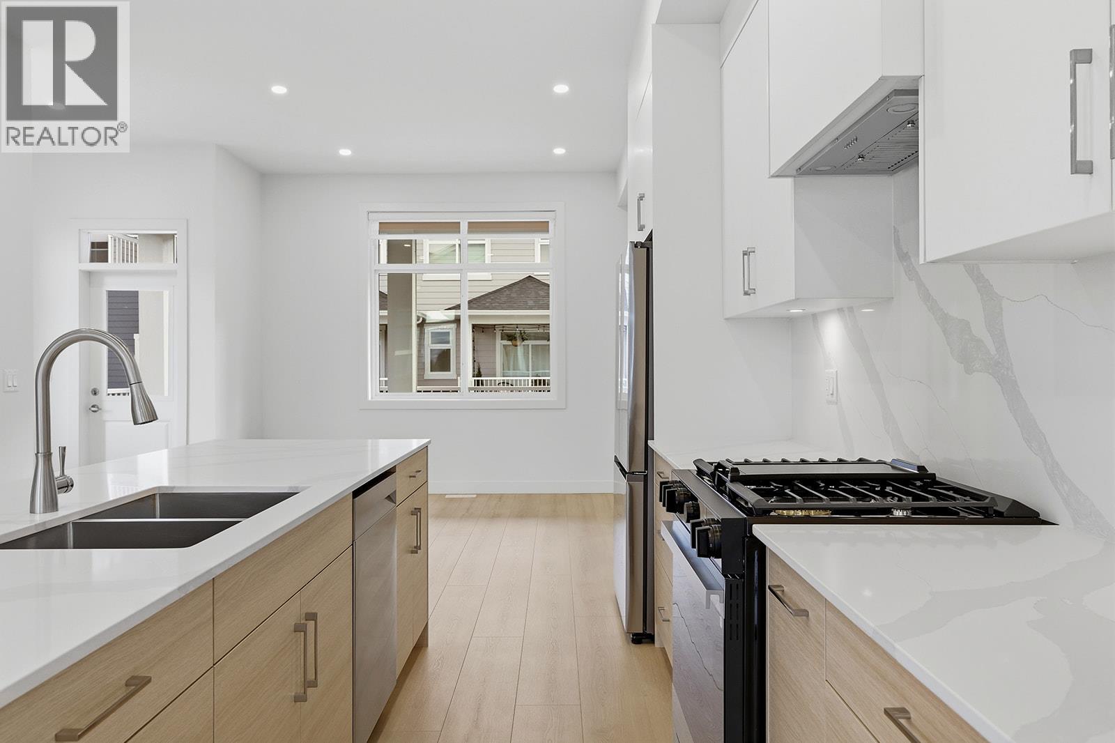 115 5300 Main Street, Kelowna