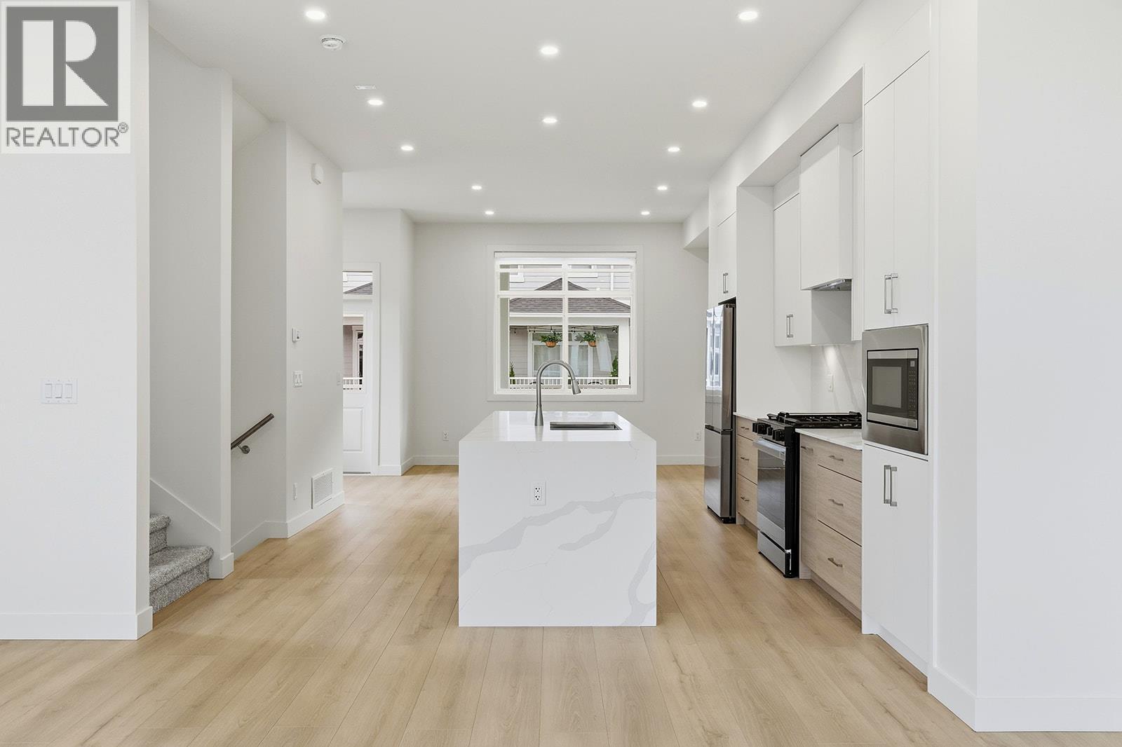 115 5300 Main Street, Kelowna