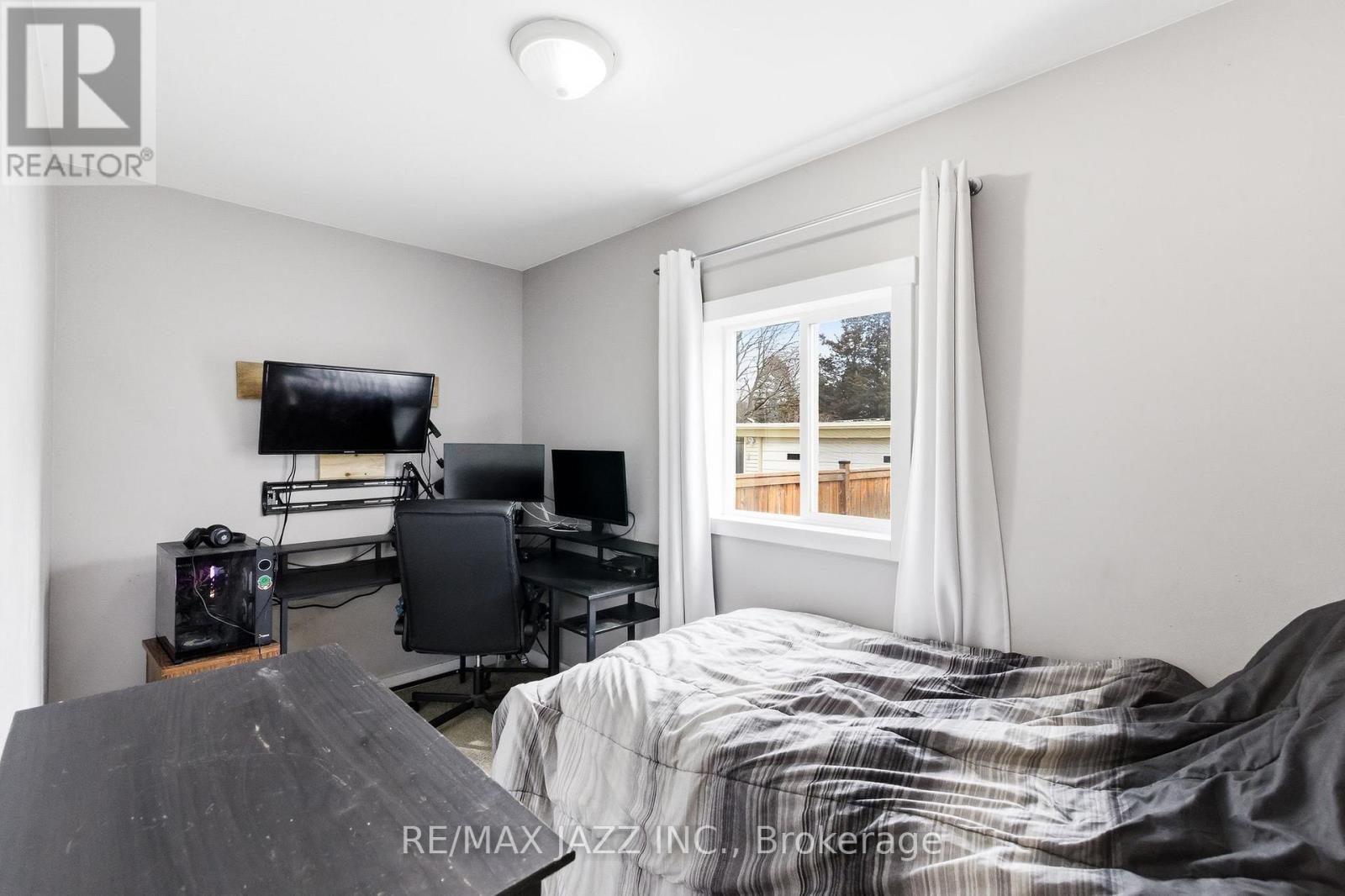 193 VICTORIA STREET N,Port Hope,,