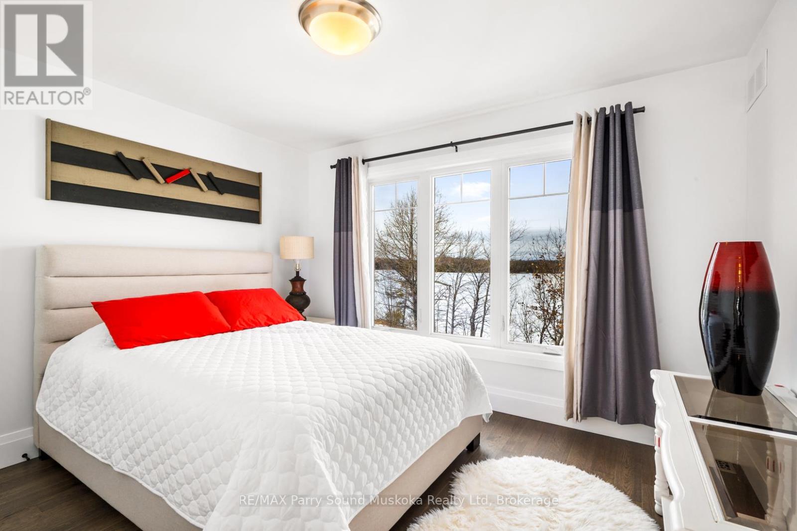 730 124 HIGHWAY - 16