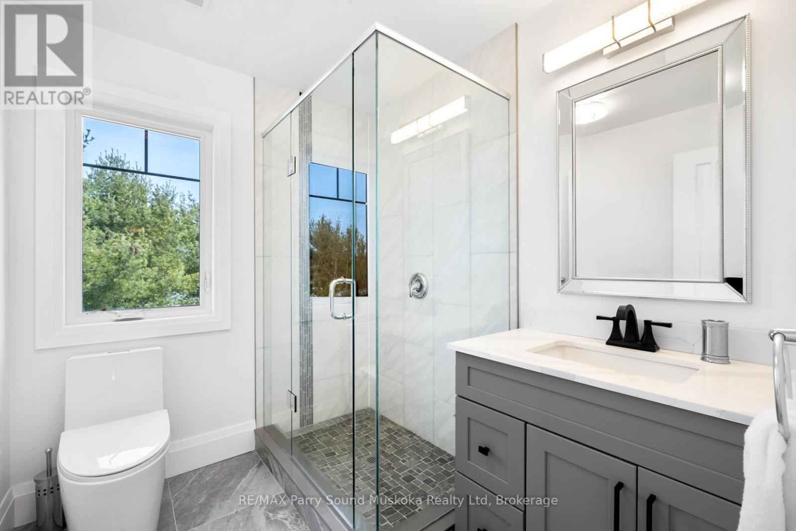 730 124 HIGHWAY - 18