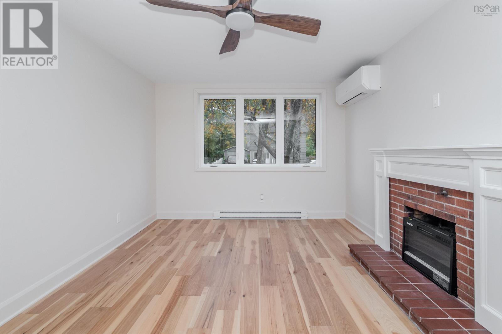 Property 12 of 33 of 19 louisa Street