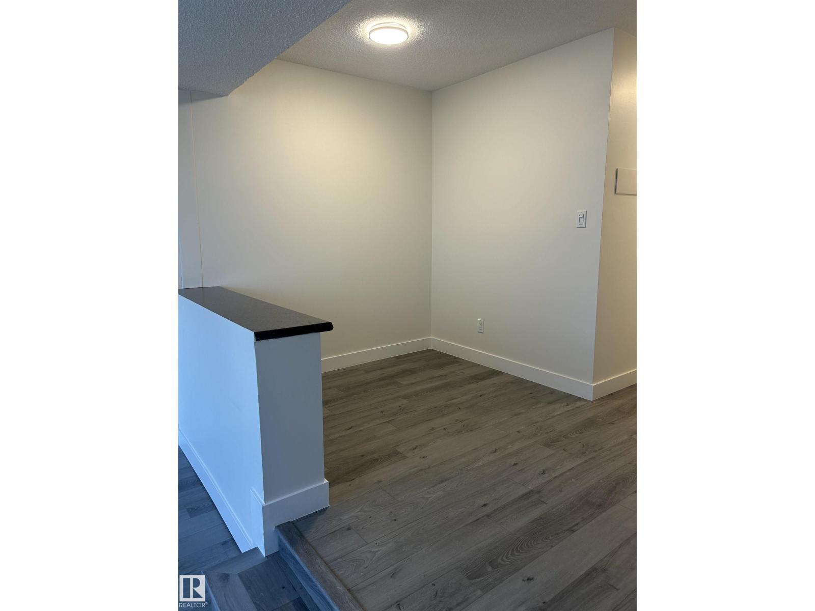 #422 10160 114 ST NW NW, Edmonton