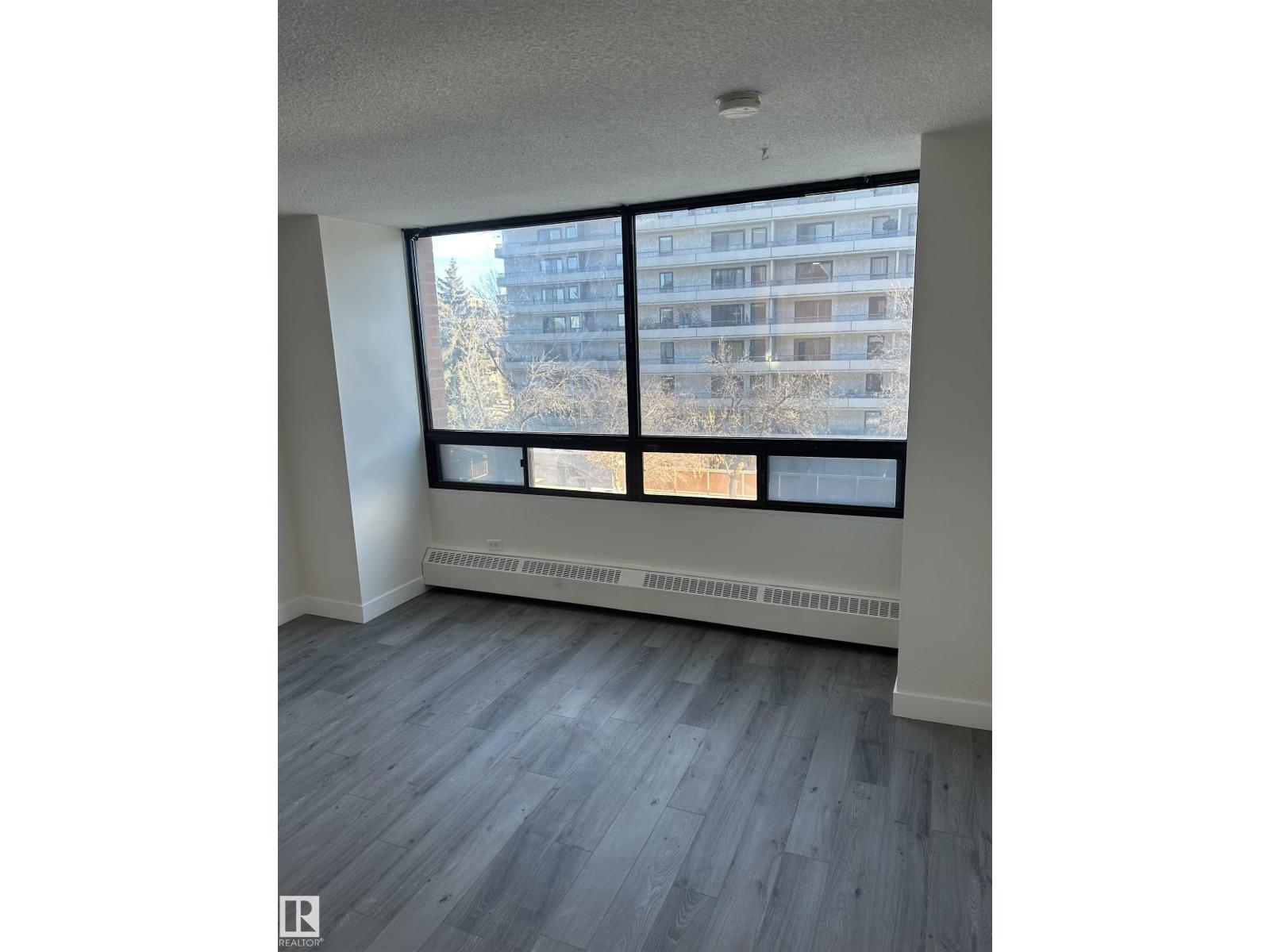 #422 10160 114 ST NW NW, Edmonton