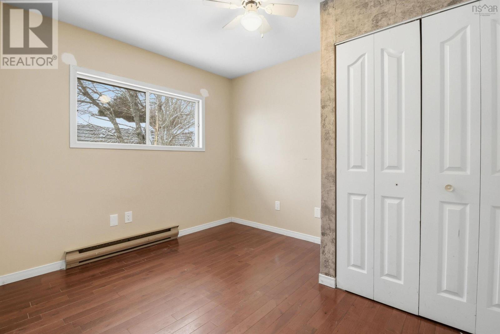 Property 20 of 43 of 60 La Pierre Crescent