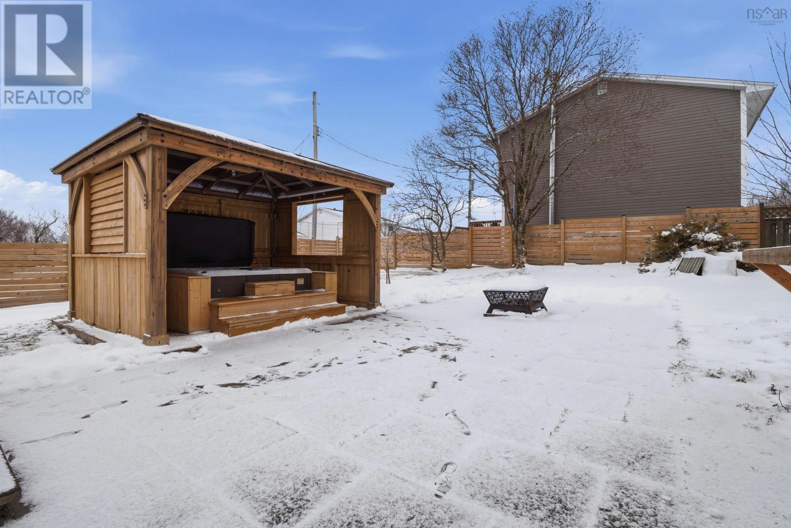 Property 32 of 43 of 60 La Pierre Crescent