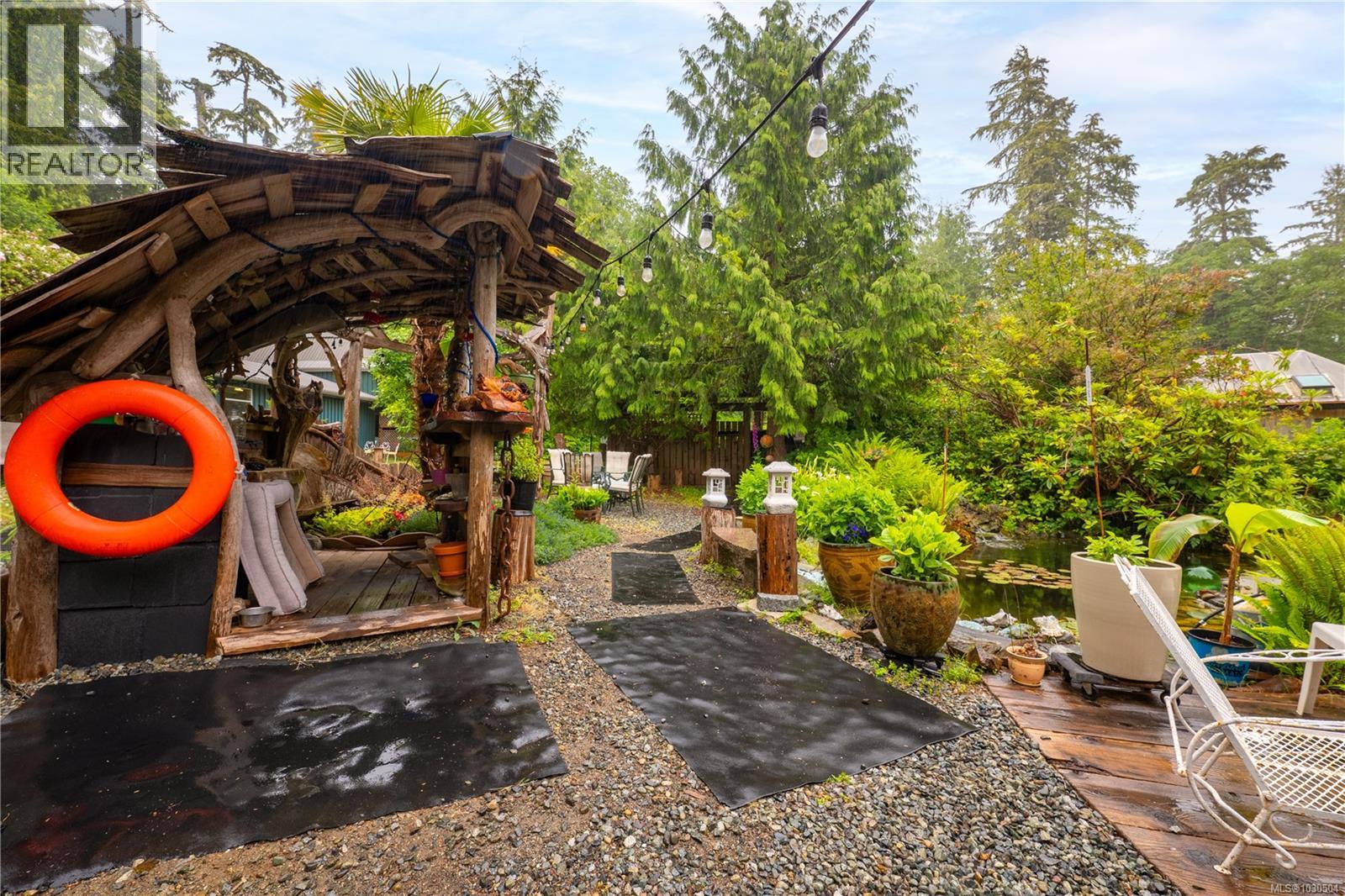 1364 Chesterman Beach Rd, Tofino
