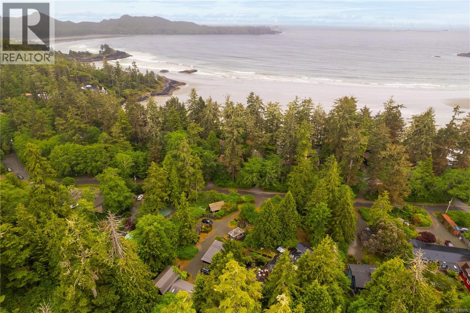 1364 Chesterman Beach Rd, Tofino