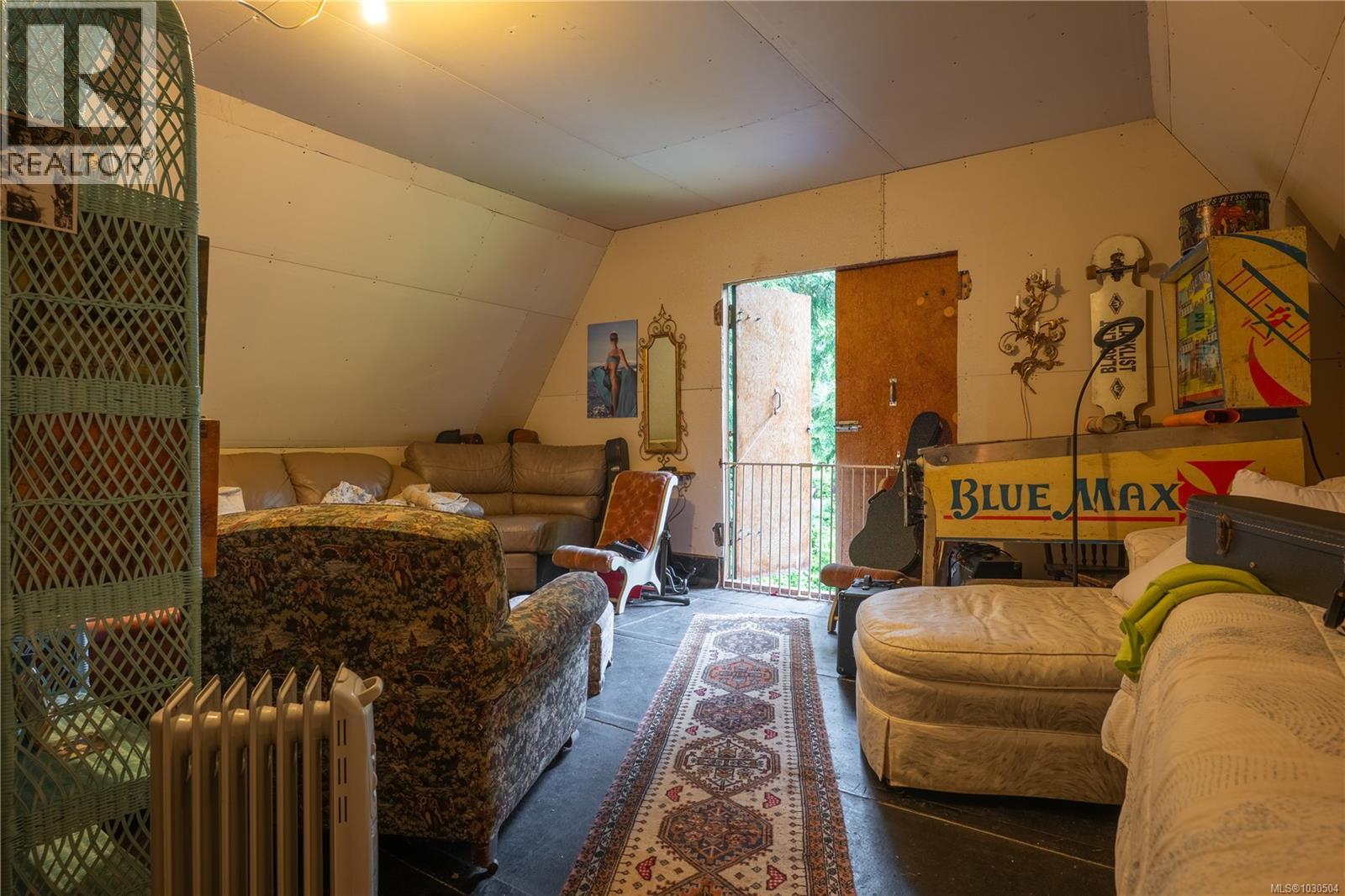 1364 Chesterman Beach Rd, Tofino