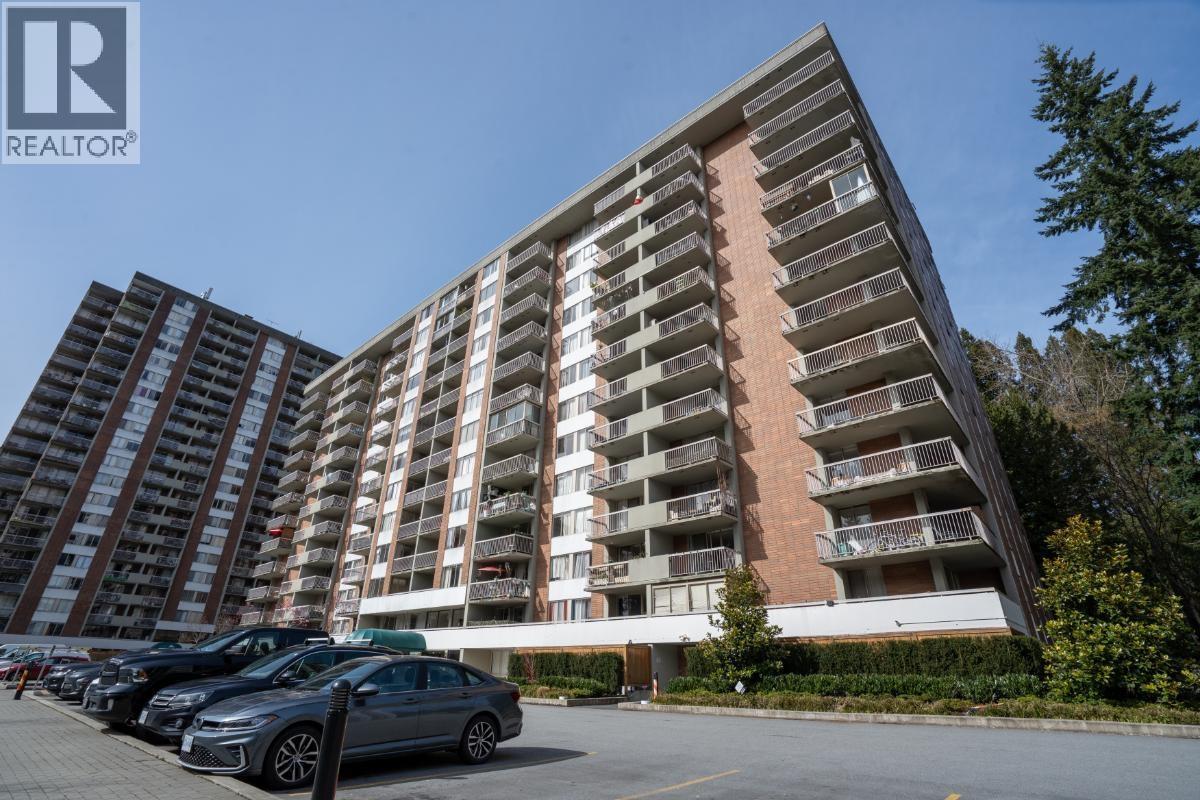 706 2012 FULLERTON AVENUE