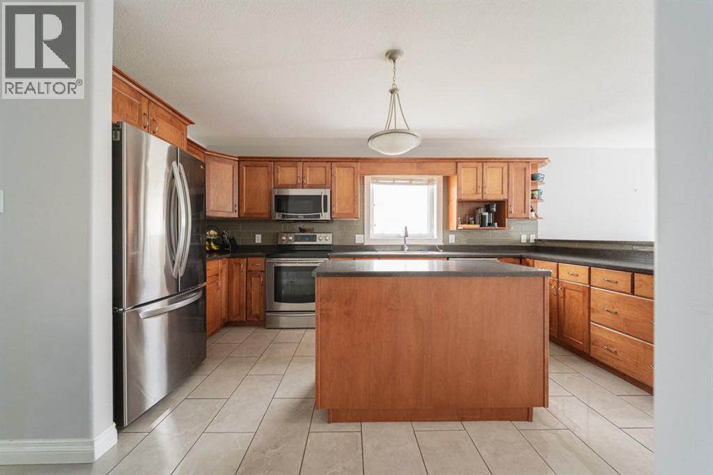 241 Crown Creek Lane, Fort McMurray