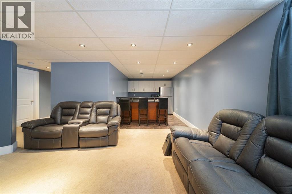 241 Crown Creek Lane, Fort McMurray