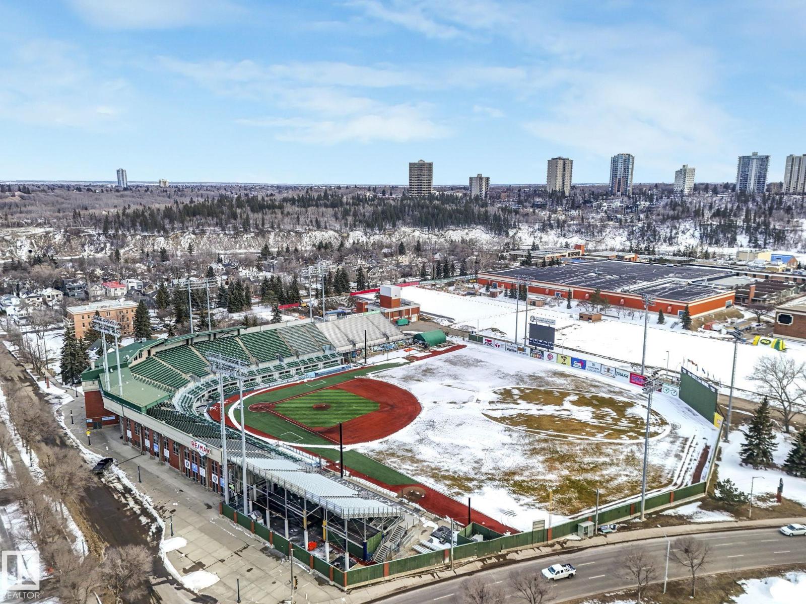 #201 9804 101 ST NW, Edmonton