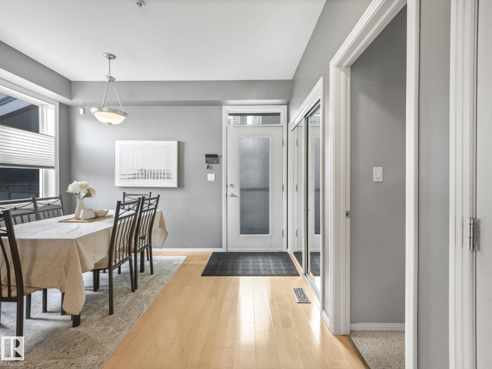 #201 9804 101 ST NW, Edmonton