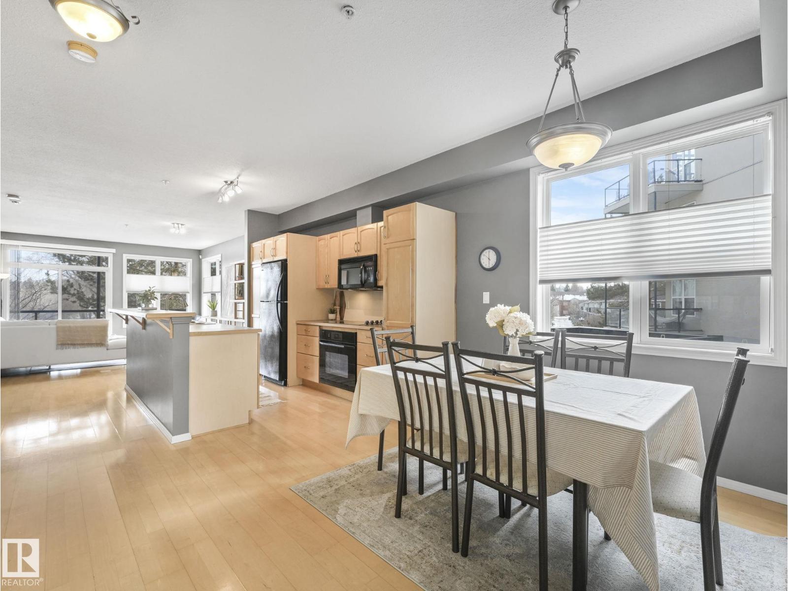 #201 9804 101 ST NW, Edmonton