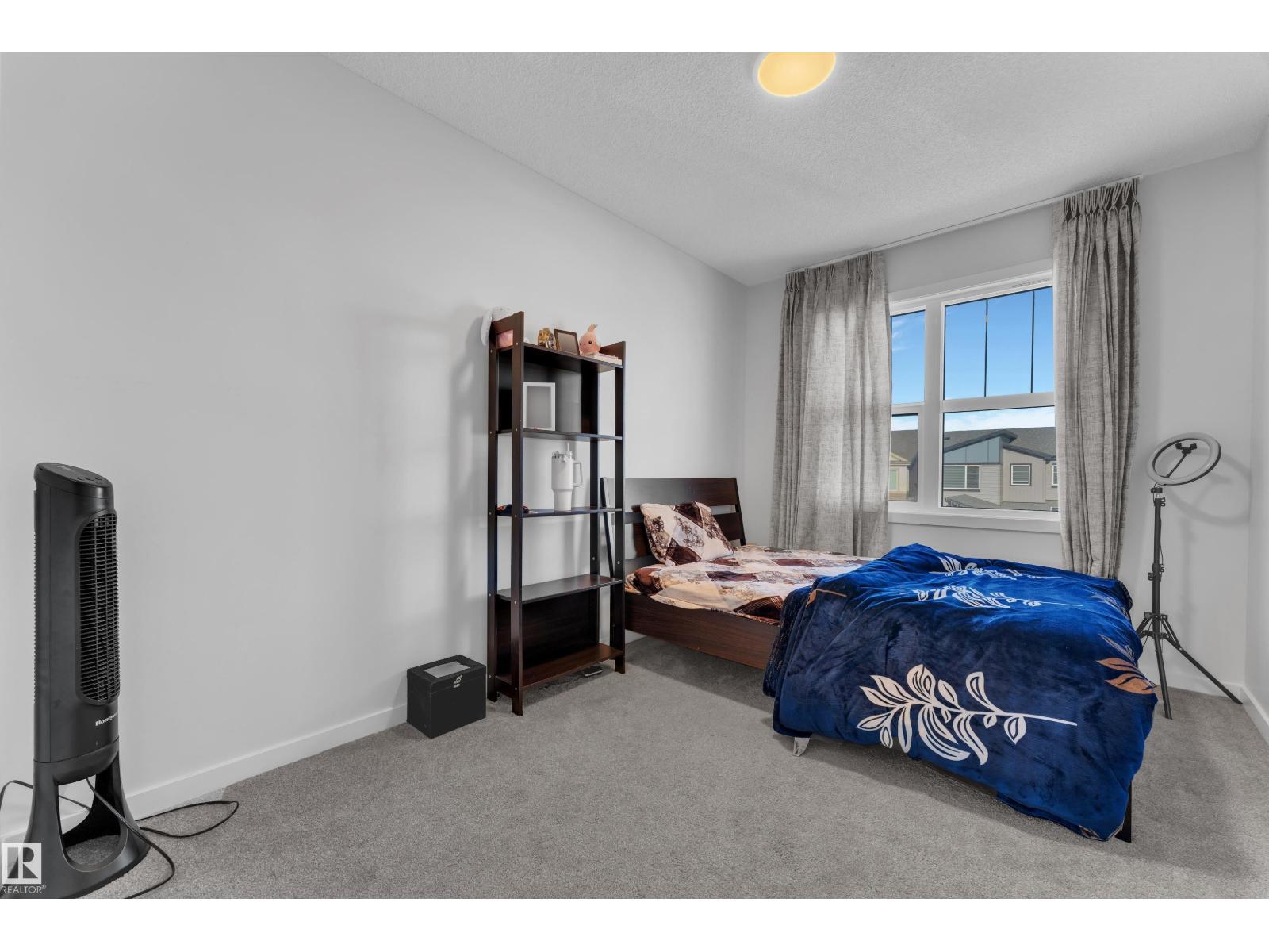 3607 6 AV SW SW, Edmonton