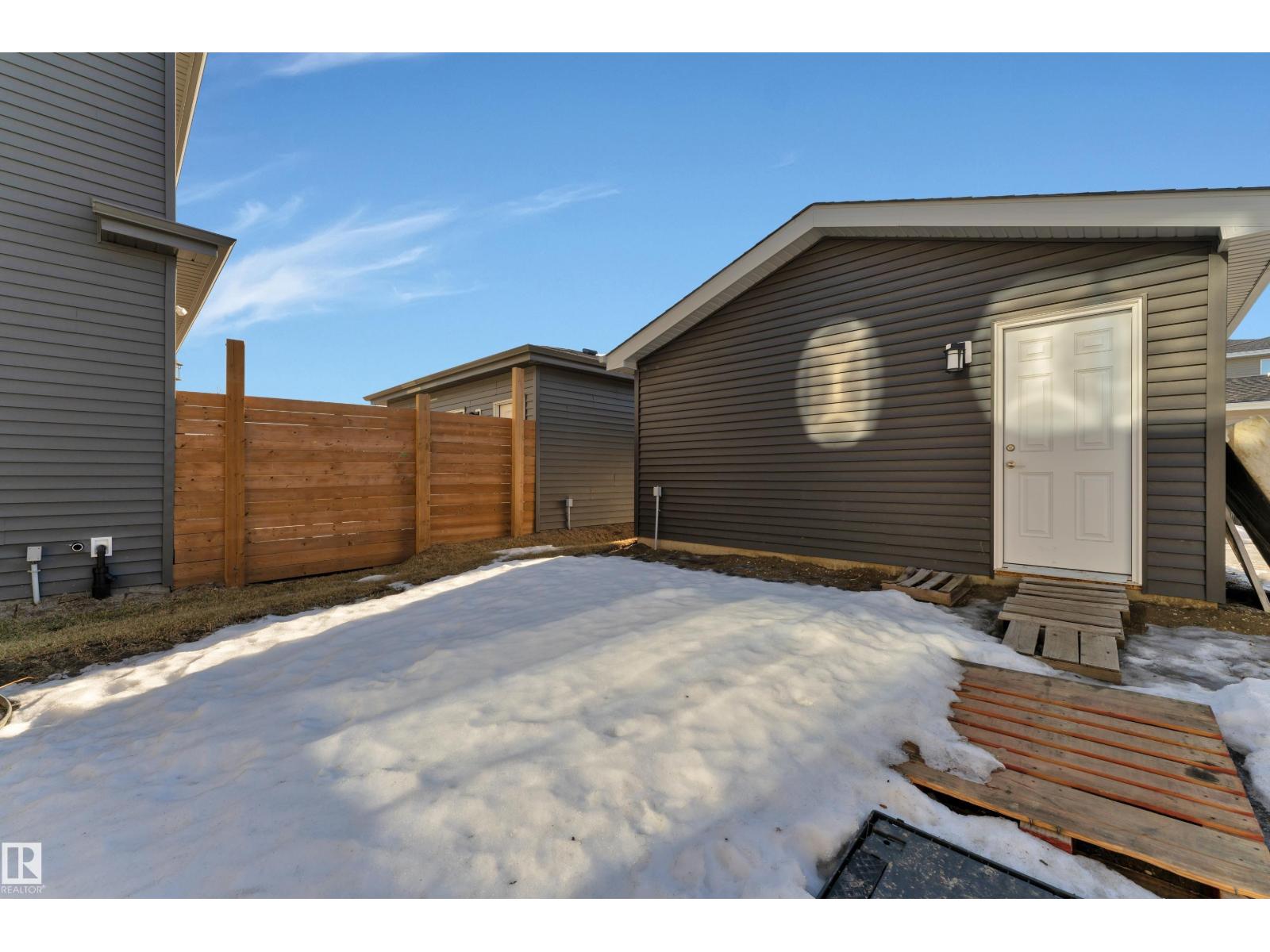 3607 6 AV SW SW, Edmonton