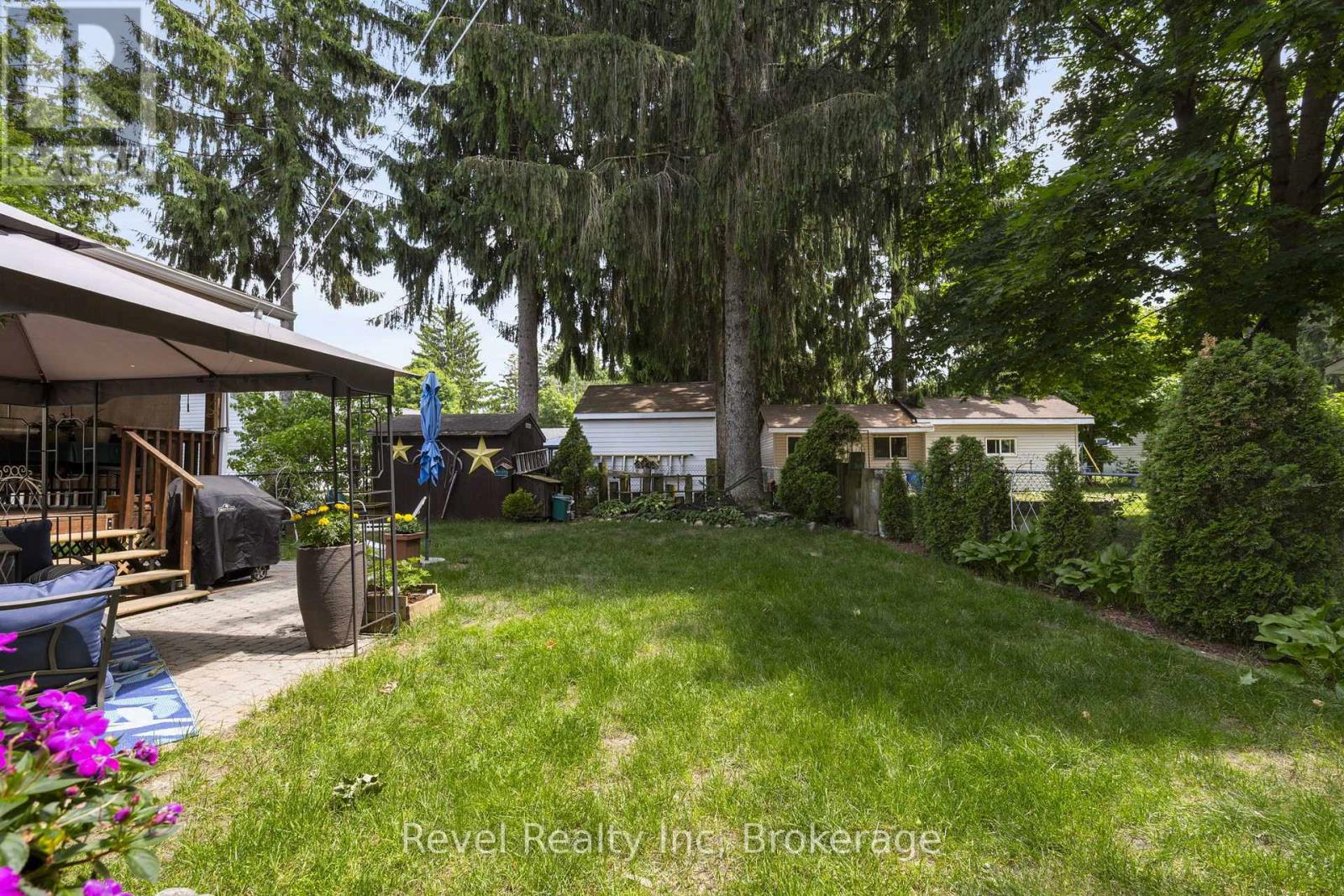 #19 5411 ELLIOTT SIDE ROAD - 23