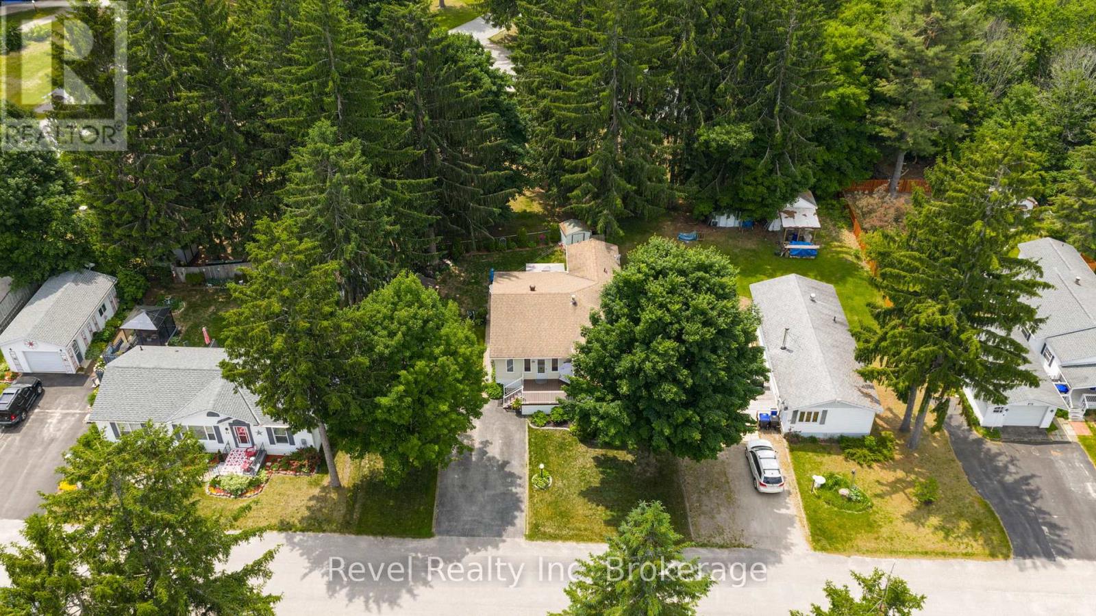 #19 5411 ELLIOTT SIDE ROAD - 26
