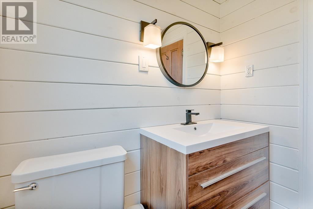 111/113 NORTH RIVER ROAD - 32