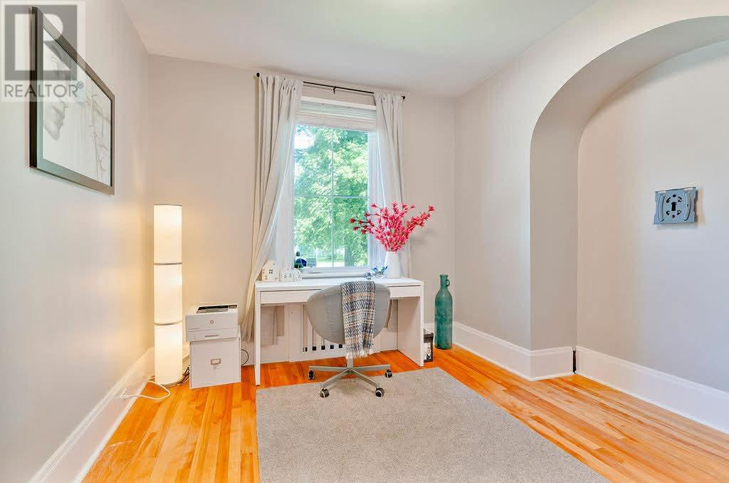 111/113 NORTH RIVER ROAD - 11