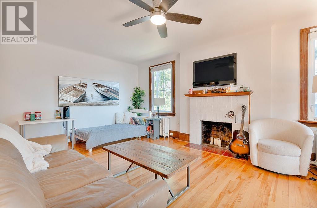 111/113 NORTH RIVER ROAD - 25