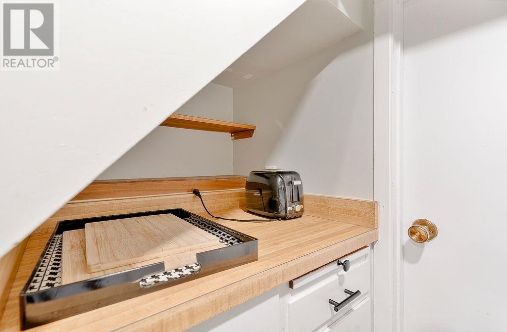 111/113 NORTH RIVER ROAD - 38