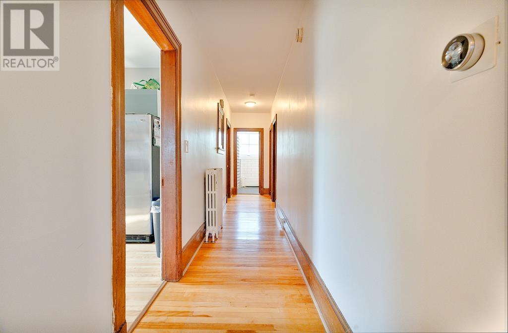 111/113 NORTH RIVER ROAD - 31