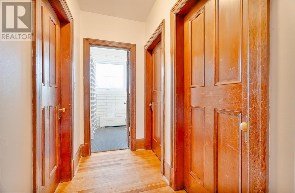 111/113 NORTH RIVER ROAD - 30