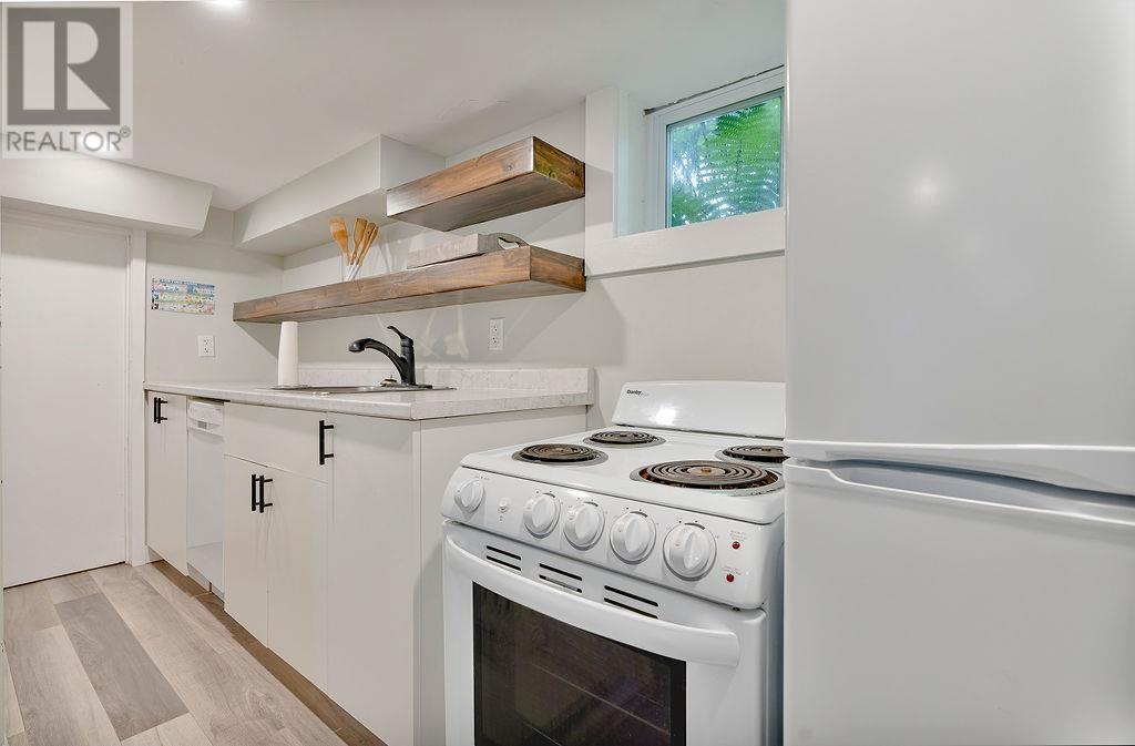 111/113 NORTH RIVER ROAD - 37