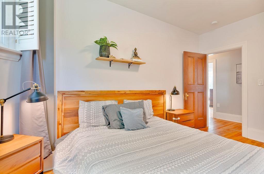 111/113 NORTH RIVER ROAD - 9